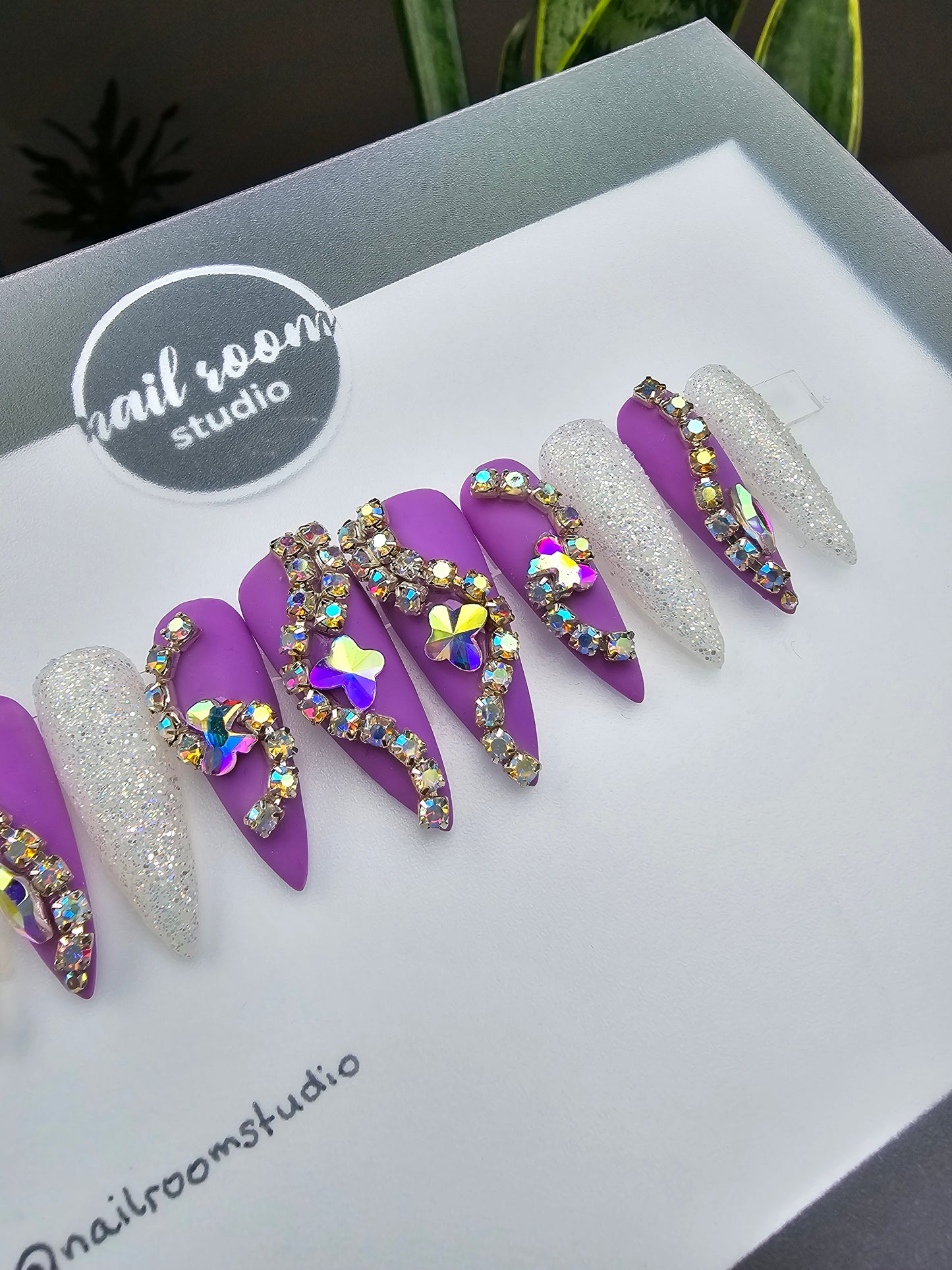 Prêt à expédier : Taille M - Talons aiguilles longs et fins sculptés - Chaînes en étoile fluides