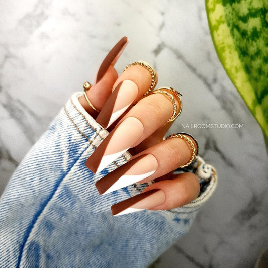 Elegant and minimalist fall nails, french design with powder pink, brown hazel, and white accents, ideal for both hands and toes, press-on gemini nails
