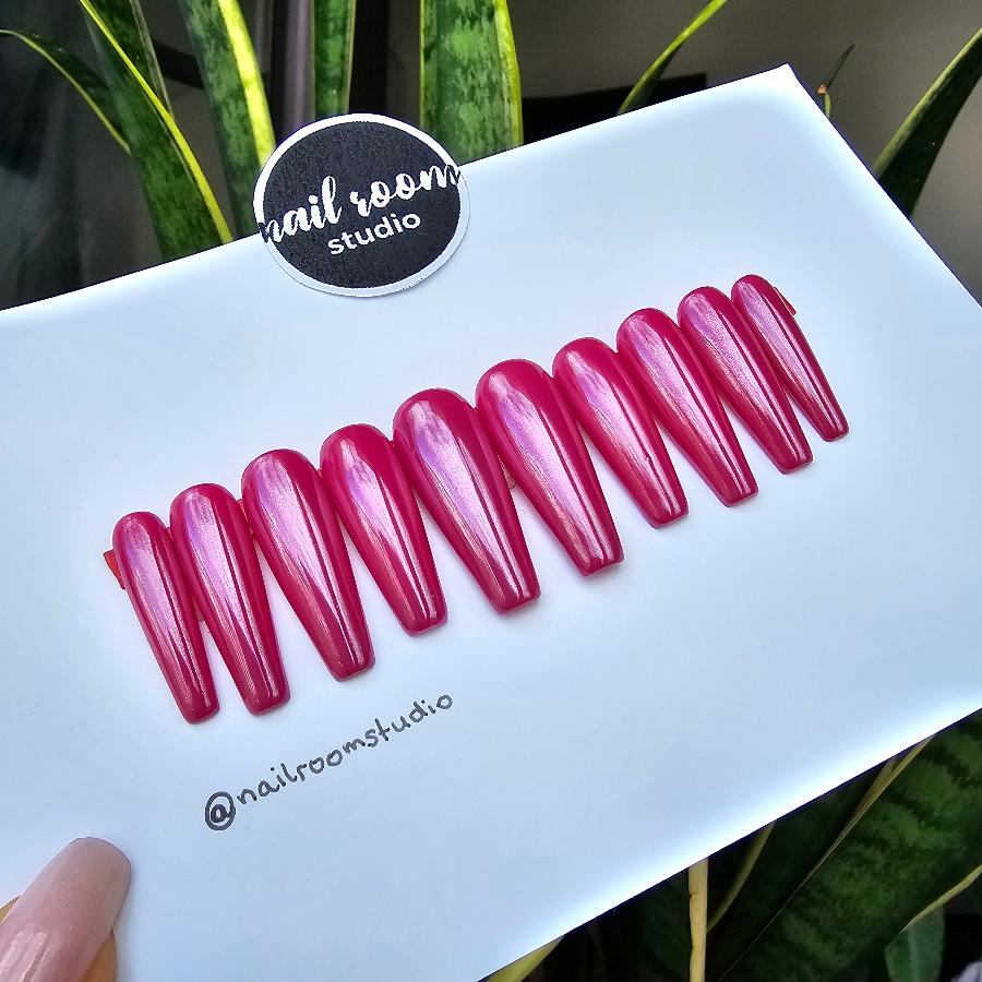Long ballerina-shaped press-on nails in magnolia nude with a unique chrome glaze; salon-quality finish, high-shine shimmer, packed in a ten-nail box, prepared for immediate shipping
