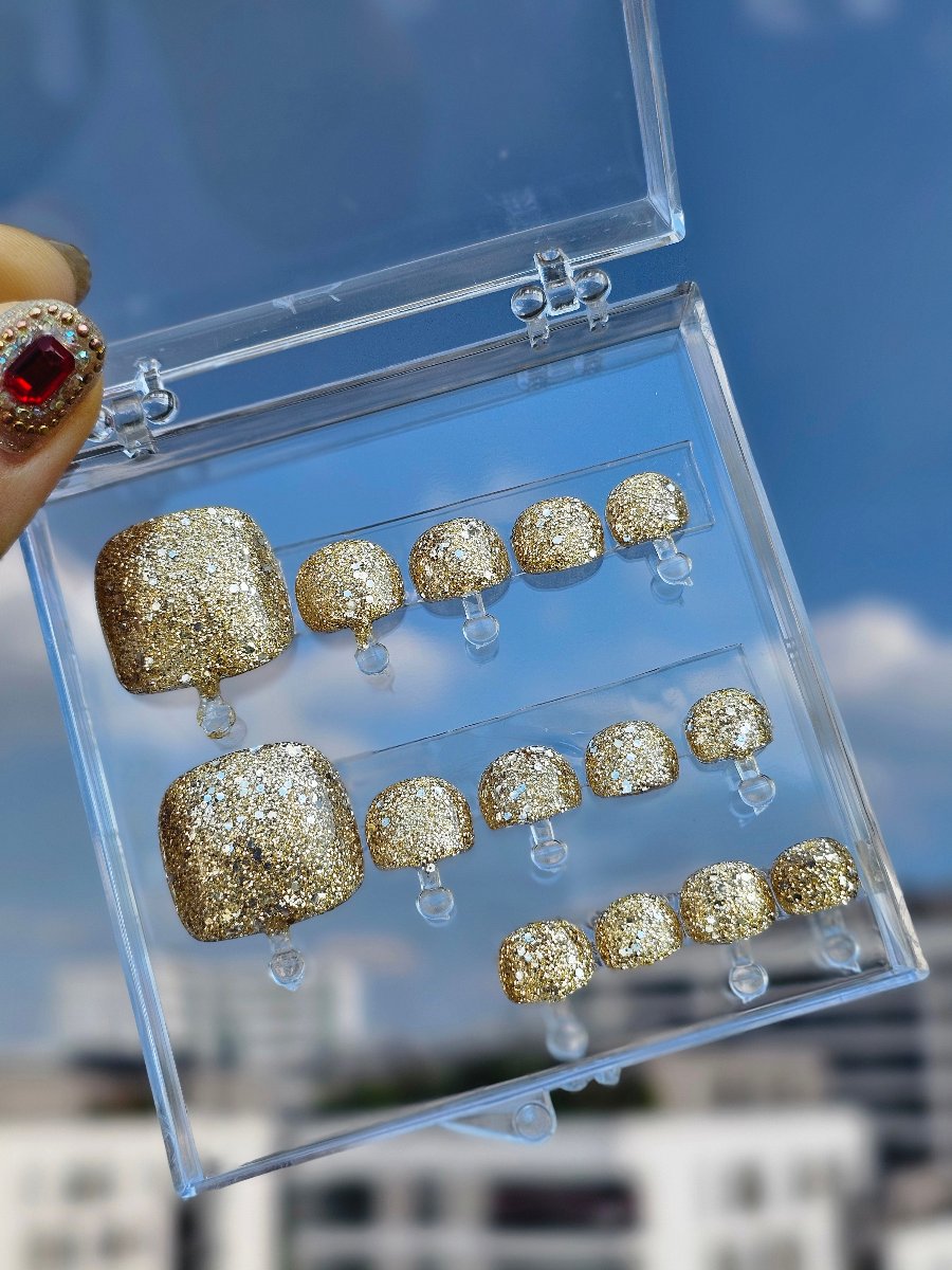 Gold glitter press on nails for toes, set of artificial tips, made to order and ready to ship internationally
