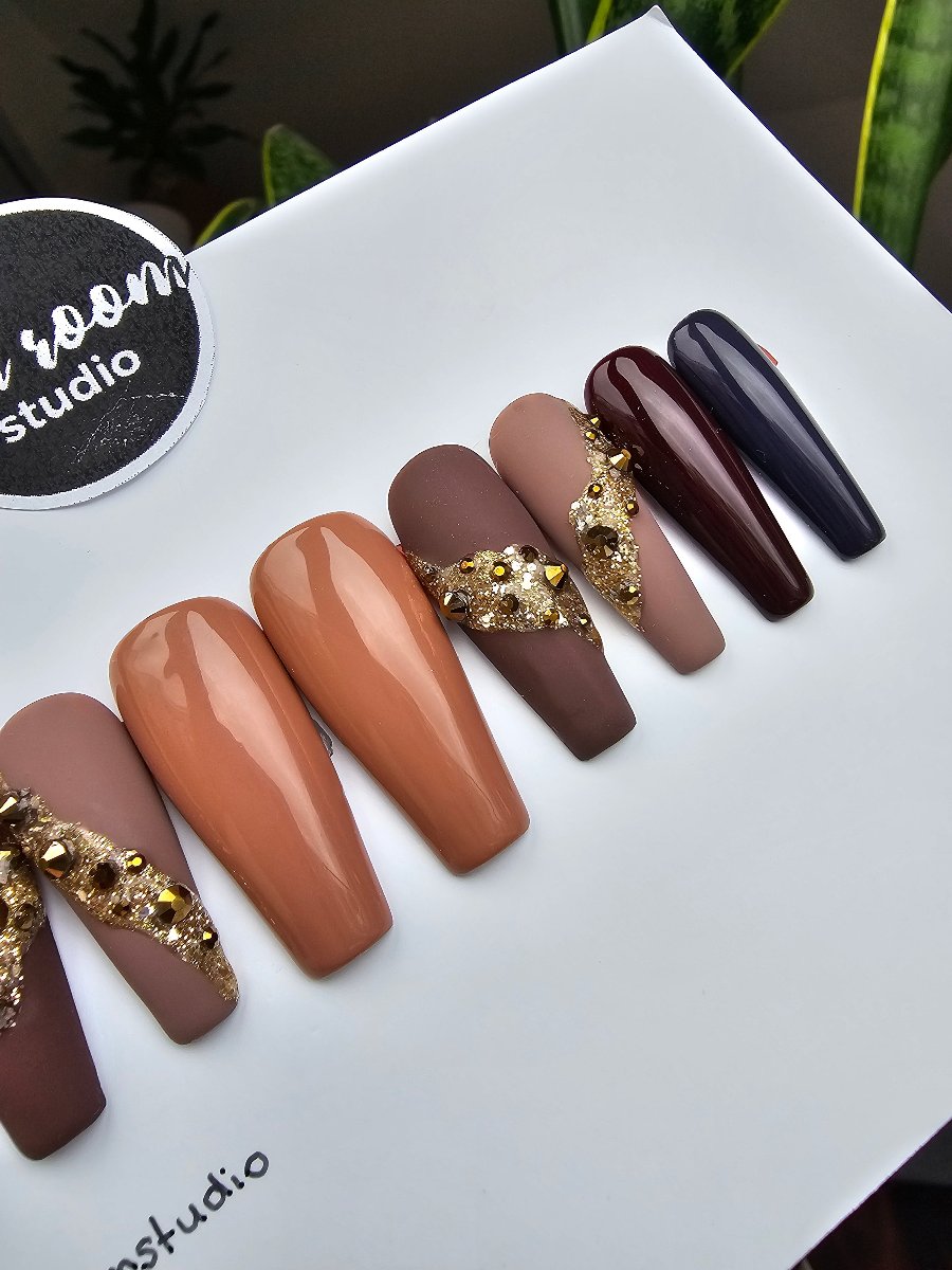 Fall-inspired brown shades from nude beige to deep oak, matte and glossy finish, with 3D Swarovski crystals and volcanic lava effect, perfect for autumn, custom press-on nails for hands and feet pressons