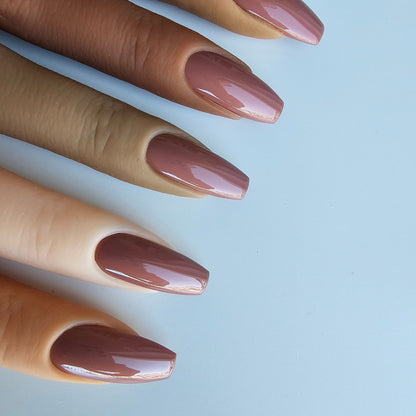 Natural brown PressOn nails, perfect for French manicures on medium to dark skin tones, with a subtle autumn milk chocolate shade