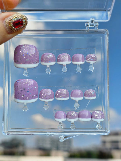 Handcrafted lilac PressOn toes with holographic silver glitter in French design, in a square style, ready for shipping